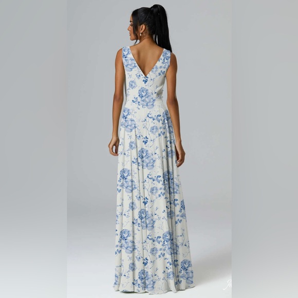 AW bridal “Petronella” Elegant  Floral,bridesmaid Gown. - Picture 4 of 4